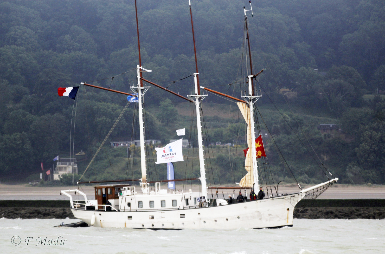 la licorne paimpol vieux gréements au festival de paimpol
